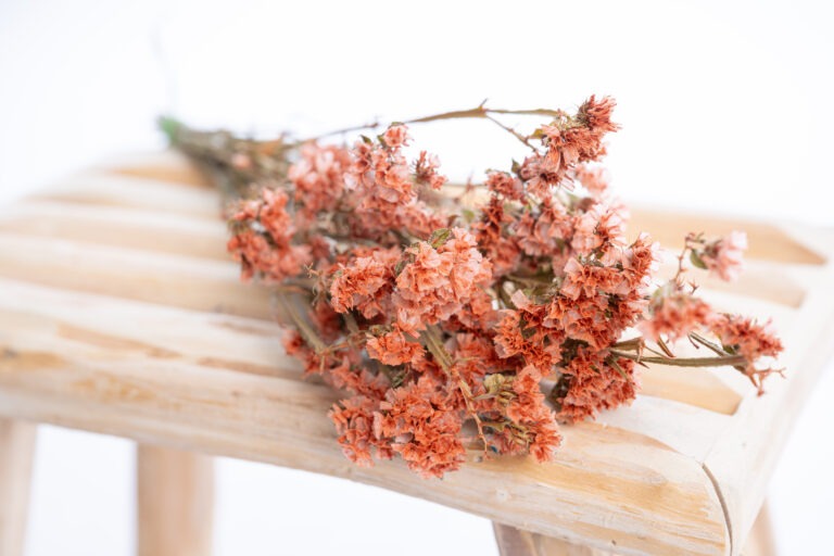 Fleurs séchées terracotta – La couleur tendance des mariages bohèmes