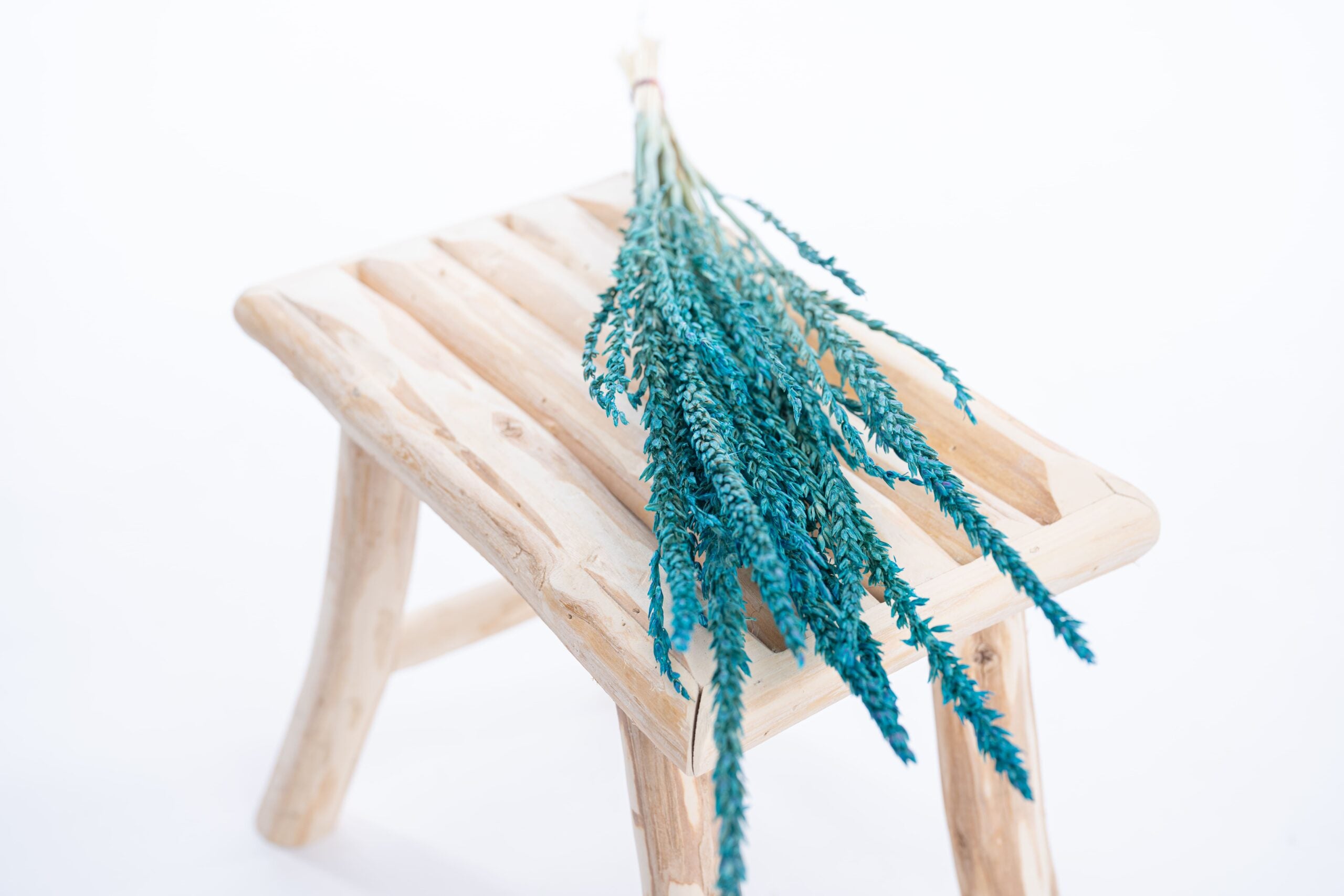 Fleur teintée bleu canard pour création florale originale