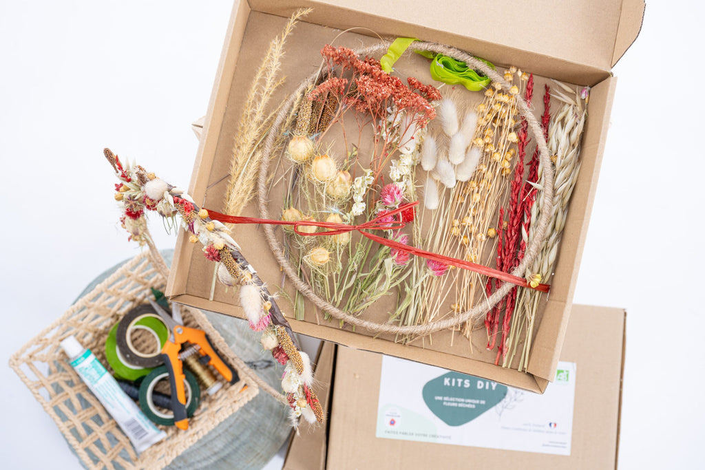 kit noel fleurs sechees naturelles couronne 25cm terralya