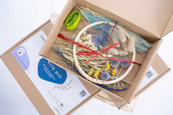 kit diy couronne en fleurs sechees bio tons bleus terralya