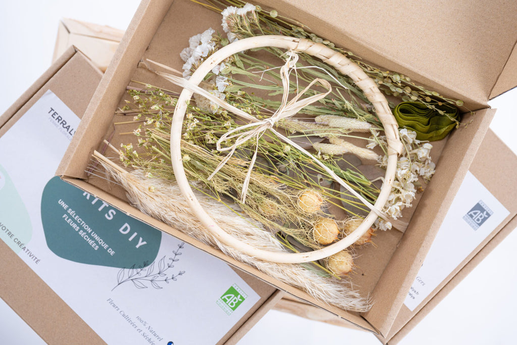 kit diy couronne nature vert blanc fleurs sechees artisanales bio